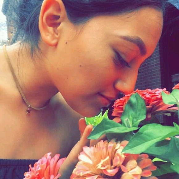 Profile Picture of Janetg Paez (@janethpaezm) on Poshmark