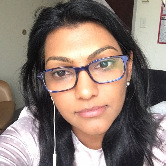 Profile Picture of Kiran Singh (@kiranbarakat) on Poshmark