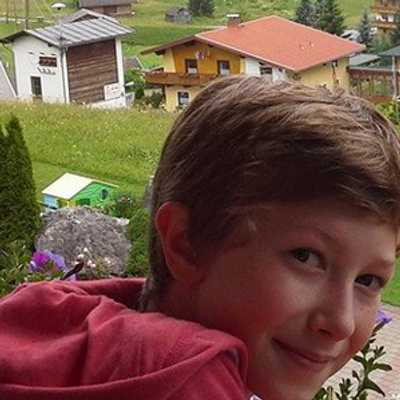 Adam Hogg - Twitter Profile Picture of Adam Hogg (@AdamHogg13) on Twitter