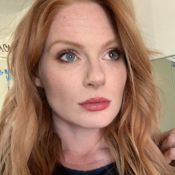 Profile Picture of Ericka Weist (@ericka31609) on Poshmark