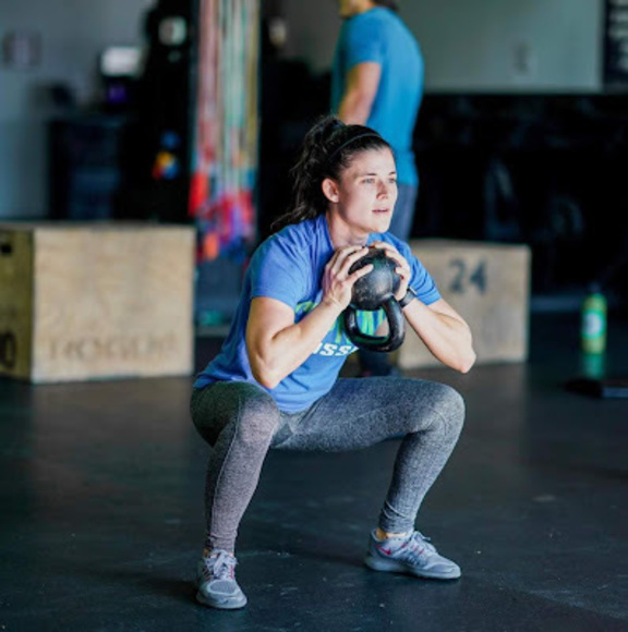 Profile Picture of Ellen Hurd (@elmarie86) on Poshmark