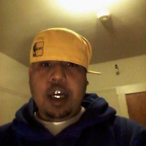 Profile Picture of Robin Shine Hiypfey (@8a1ad056fd294ef) on Twitter