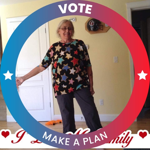 Profile Picture of Debra Hedgepeth (@dmcbear50) on Poshmark