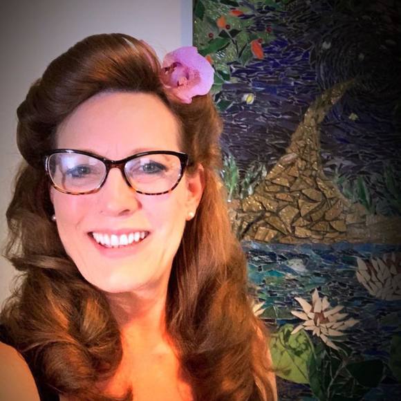 Profile Picture of Nancy Ferguson (@nancyferguso375) on Poshmark