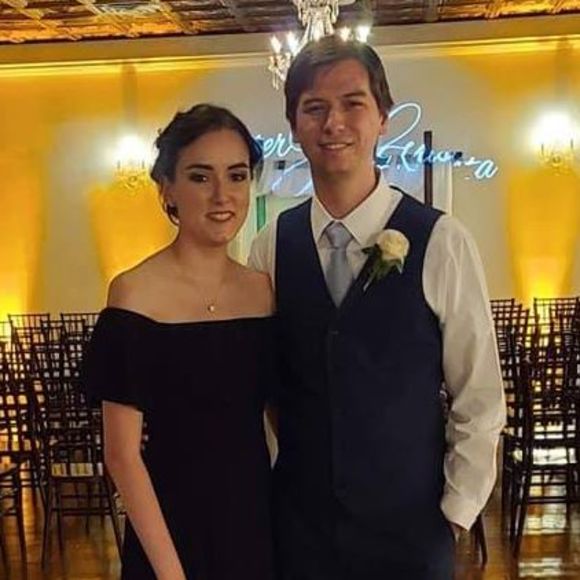 Profile Picture of Kristin Brusherd (@knbrush) on Poshmark