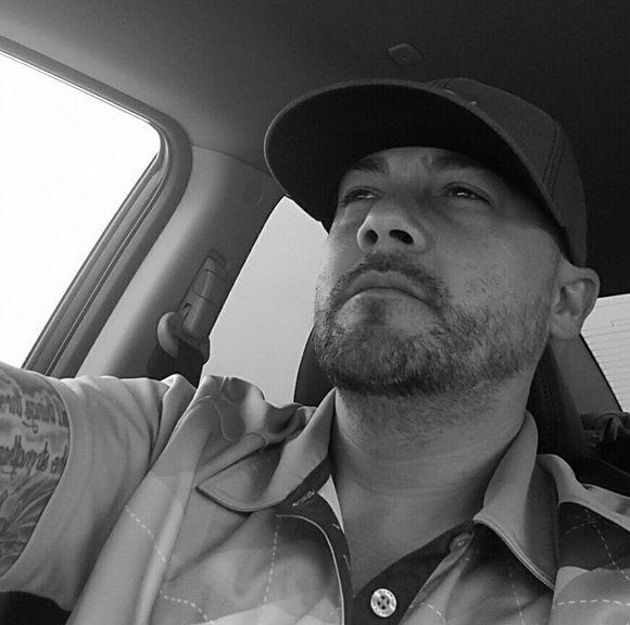 Profile Picture of Nick Coray (@njcoray84) on Poshmark