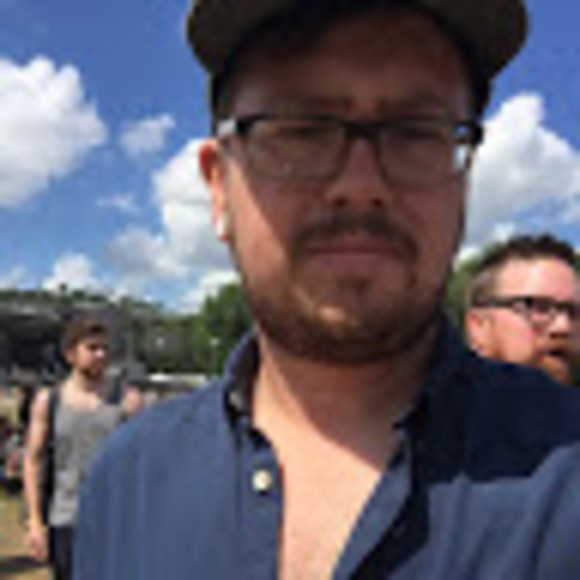 Profile Picture of Dane Ray (@daneray) on Poshmark