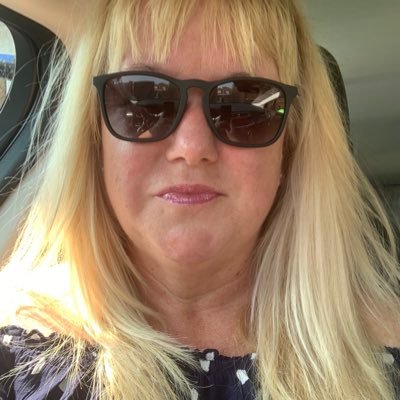 Profile Picture of Denise Pearce (@Lovingmidwifery) on Twitter