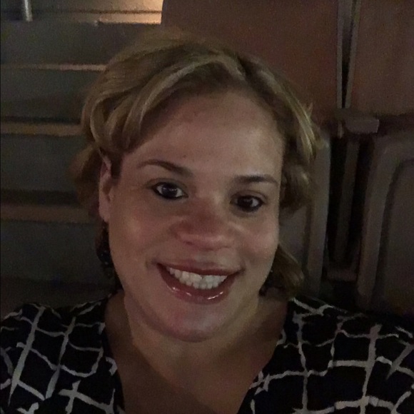 Raeshann Canady - Poshmark Profile Picture of Raeshann Canady (@raeshann) on Poshmark