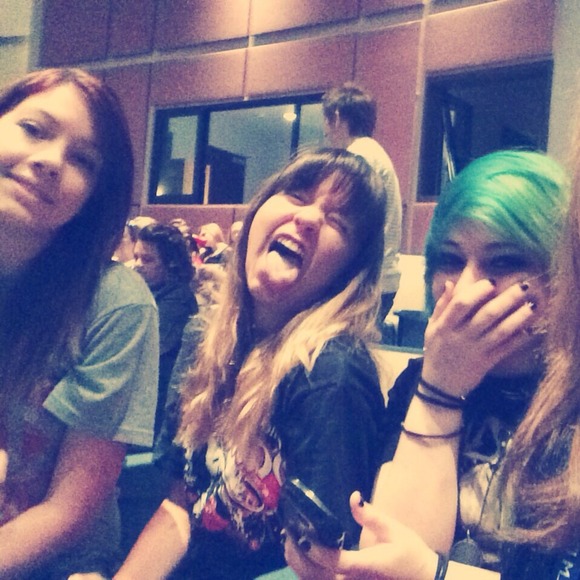 Profile Picture of Samantha Brinkley (@doctorbones) on Poshmark