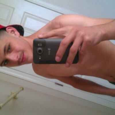 Profile Picture of Alex Morfin (@alexmorfin02) on Twitter
