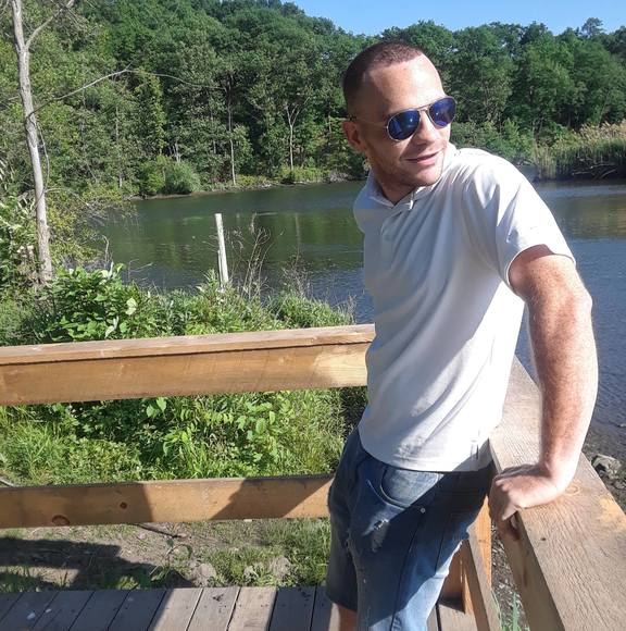 Profile Picture of Paul Walker (@paulwalker118) on Poshmark
