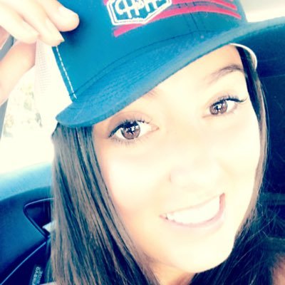 Profile Picture of Andrea Bradley (@amb817) on Twitter