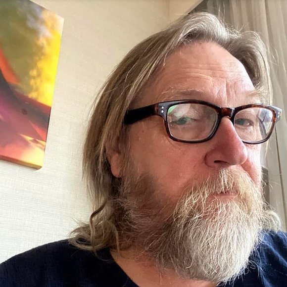 Profile Picture of James Huffhines (@jameshuffhines) on Poshmark