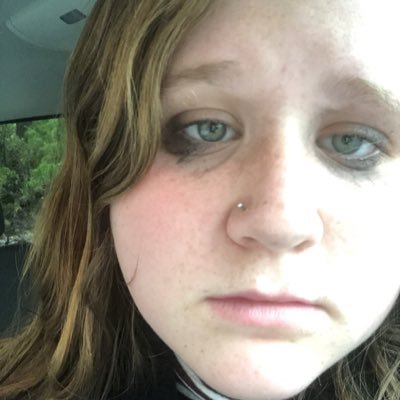 Profile Picture of Amkeyts (@AmandaKeyton) on Twitter