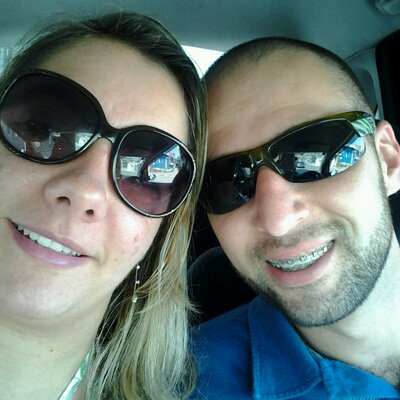 Profile Picture of Nivea Moutinho (@NiveaErik) on Twitter