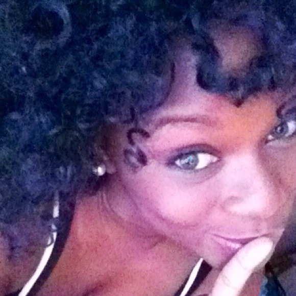 Profile Picture of Charleta King (@shanta1991) on Poshmark