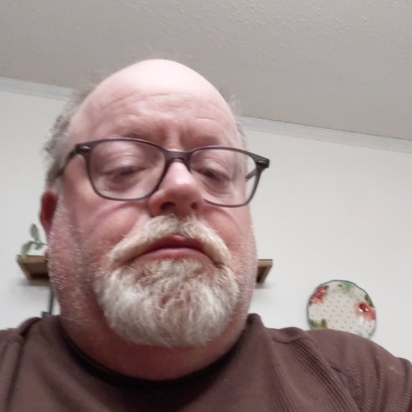 Profile Picture of Jeffery Davidson (@jefferydavidson) on Poshmark