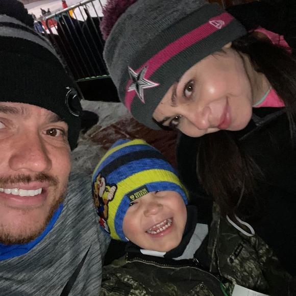 Profile Picture of Ruby Esparza (@rubyesparza812) on Poshmark