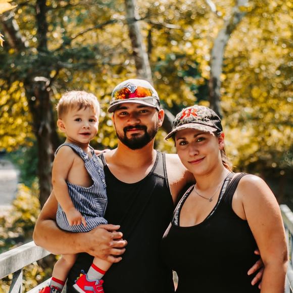 Profile Picture of Amberlyn Knight (@amberlynpaige95) on Poshmark