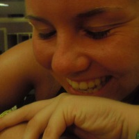 Profile Picture of Amanda Hector (@dyjehixoqol) on Twitter