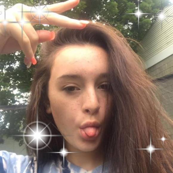 Profile Picture of Kamryn Cornuet (@kamryn1441) on Poshmark