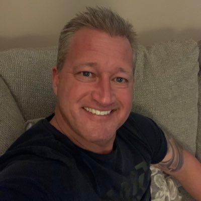 Profile Picture of Darren Whitley (@DarrenWhitley8) on Twitter