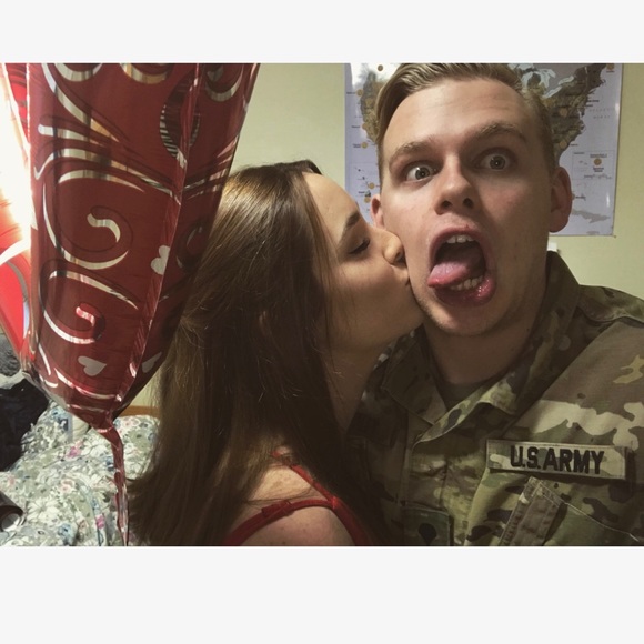 Profile Picture of Ryan Fealey (@mooserf) on Poshmark