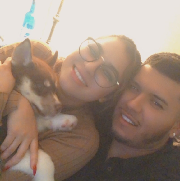 Profile Picture of Jona Clemente (@jonaclemente) on Poshmark