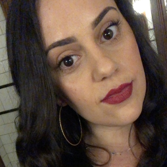 Profile Picture of Maria Campagnone (@mpiperidis) on Poshmark