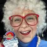 Profile Picture of BERNICE: ice skating podcast host (@ontheicewithbernice) on Instagram