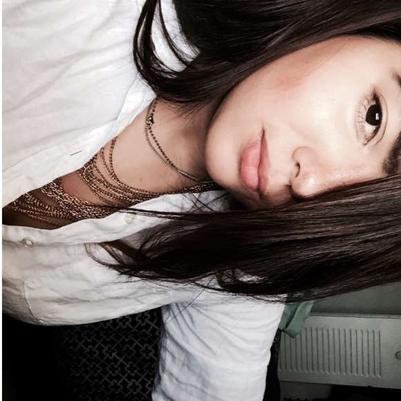 Profile Picture of Chendy Lee (@chendylee) on Poshmark