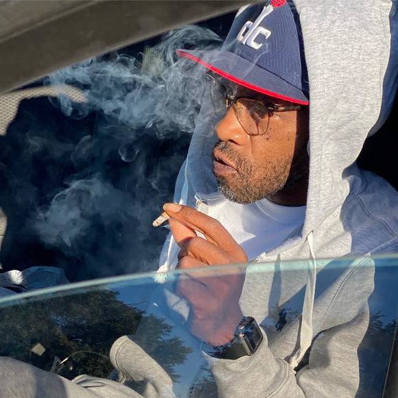 Demond Smith - Poshmark Profile Picture of Demond Smith (@supanatural) on Poshmark