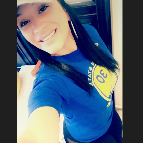 Profile Picture of Diana Barbaran (@screamdee2108) on Poshmark