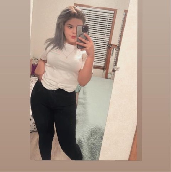 Profile Photo of Borjas Borjas (@grandediana15) on Poshmark