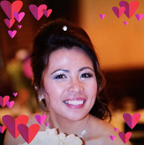 Profile Picture of Maya Foster (@simplepinay) on Poshmark