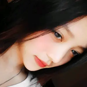 Profile Picture of pacar kamu (@helfydina) on Tiktok