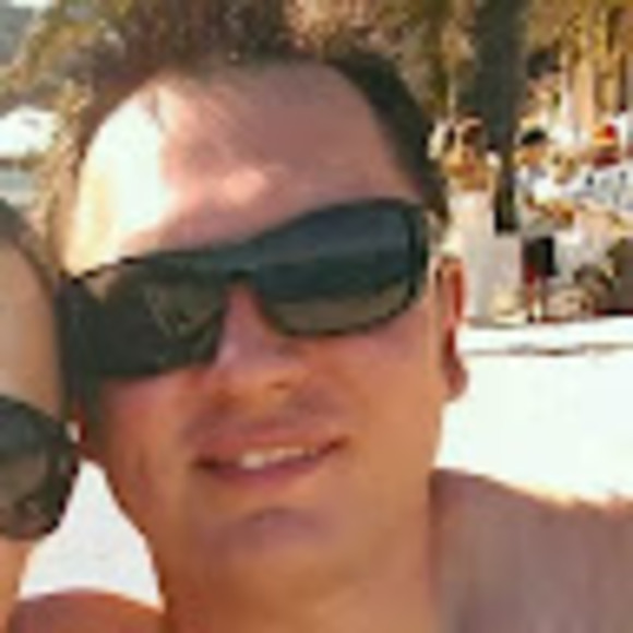 Profile Picture of Chris Mcrae (@csmcrae1) on Poshmark