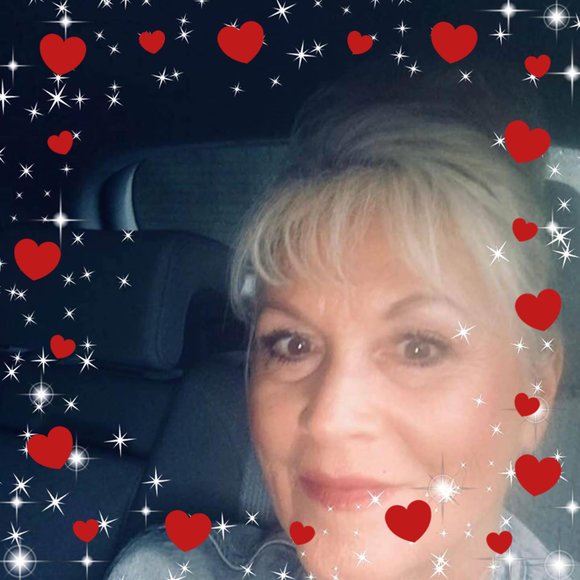 Profile Picture of Cathy Rorrer (@cathyrorrer) on Poshmark
