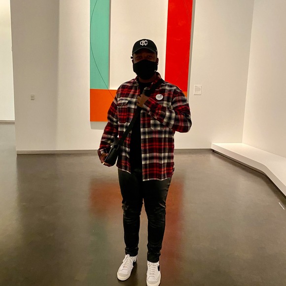 Profile Picture of Albert Felix (@heyimalbert) on Poshmark