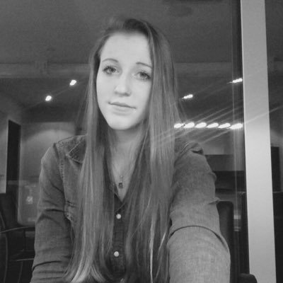 Profile Picture of Laura (@LauraStuder00) on Twitter