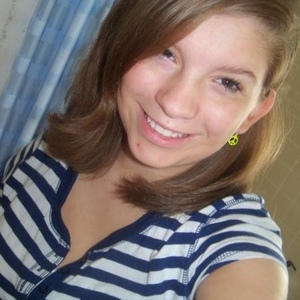 Profile Picture of Mary Sommer (@ohitsjustmary) on Myspace