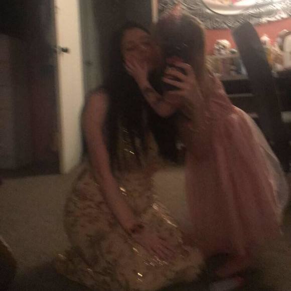 Profile Picture of Hope Simpson (@hopekate27) on Poshmark