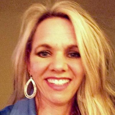 Profile Picture of Sheila Casey Love (@SheilacLove) on Twitter