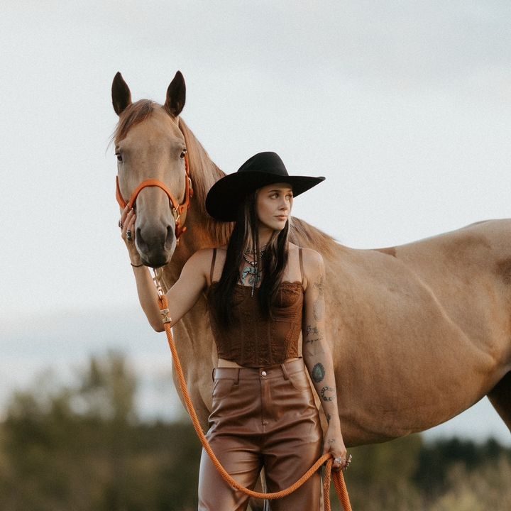 Profile Picture of Taylor Ann (@taylorannday) on Tiktok