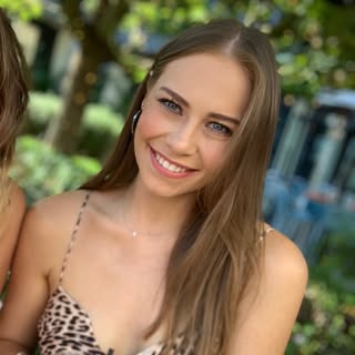 Profile Picture of Charlotte Black (@charlottetravers_) on Instagram