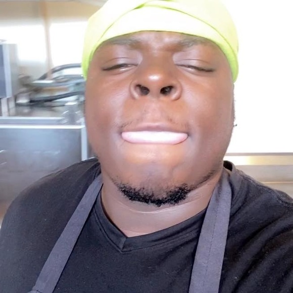 Profile Picture of Tyrell Scott (@rellcbscott17) on Poshmark