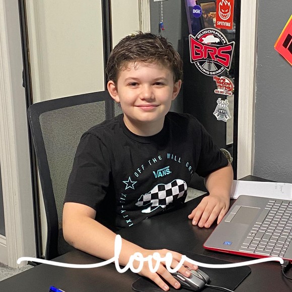 Profile Picture of Candice Lorenzo (@canns) on Poshmark