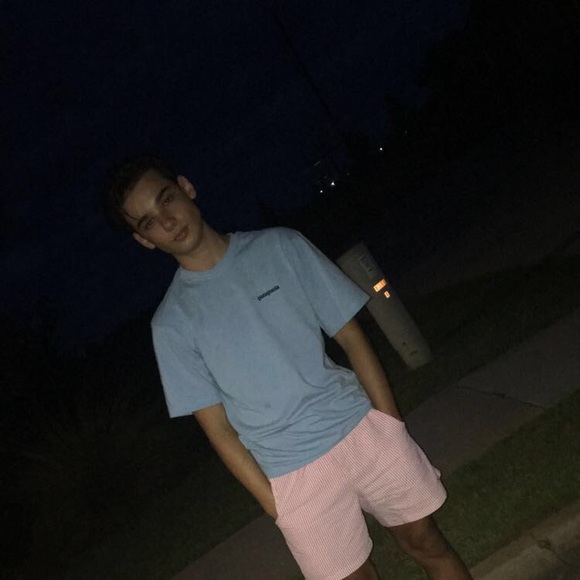 Profile Picture of Jesse Chambers (@jjchambers4213) on Poshmark