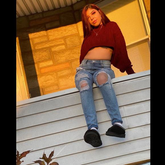 Profile Picture of Myrna Ortiz (@myrna_ortiz) on Poshmark